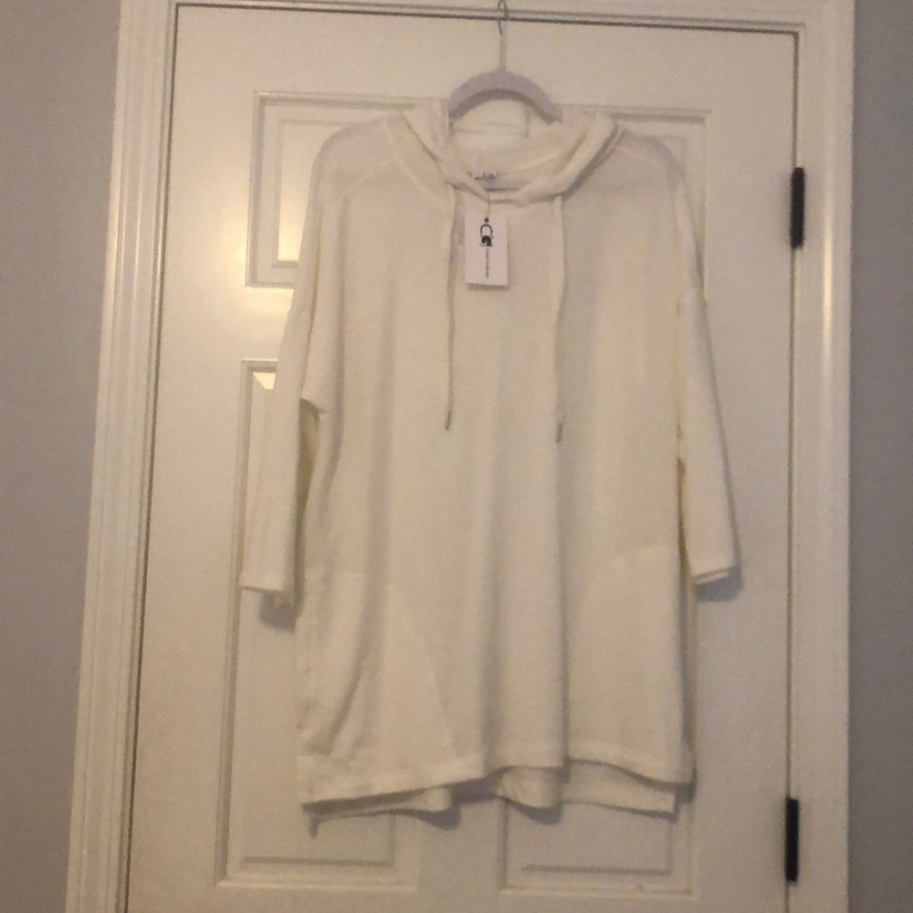Ivory Tunic with hoodie and pockets NWT